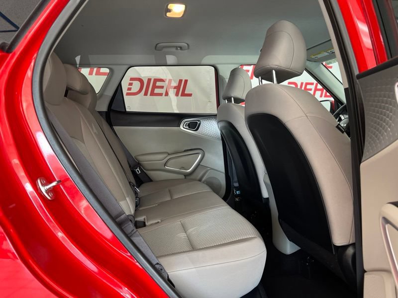 Certified 2024 Kia Soul LX FWD image 10