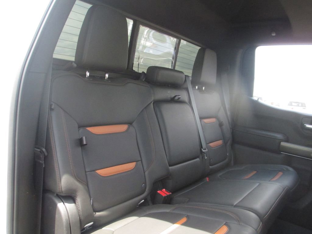 Used 2021 GMC Sierra 1500 AT4 w/ AT4 Premium Package AWD/4WD image 27