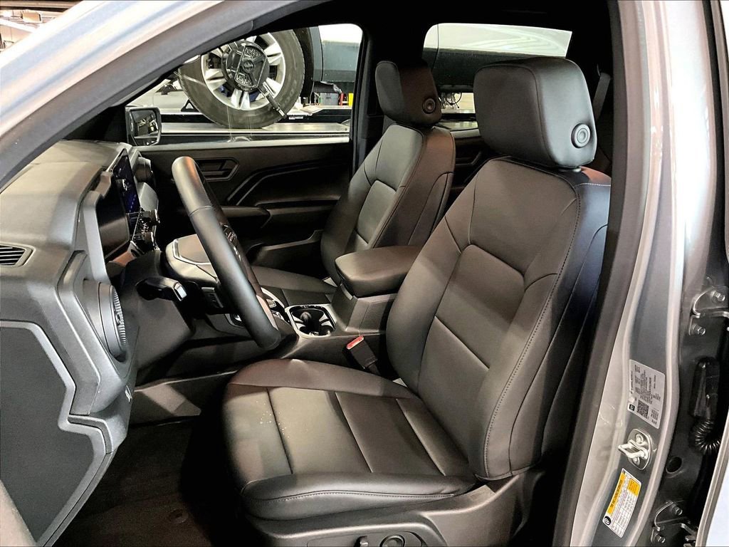 Used 2026 Chevrolet Colorado Trail Boss AWD/4WD image 10