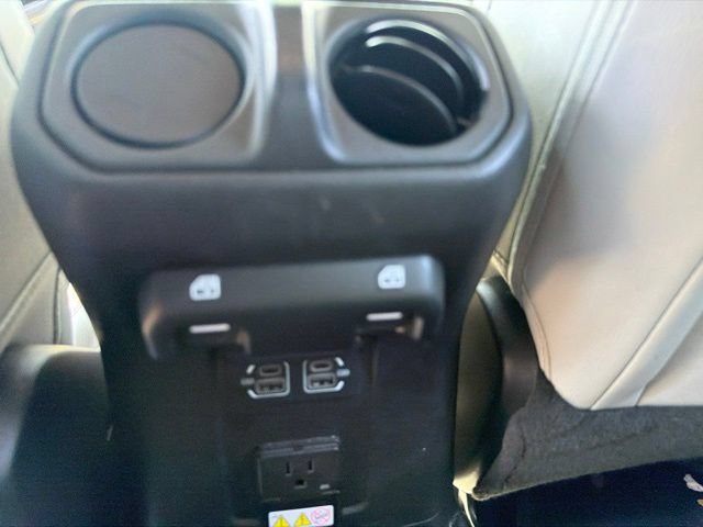 Used 2023 Jeep Wrangler Unlimited Sahara AWD/4WD image 19