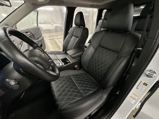 Used 2024 Mitsubishi Outlander SEL image 17