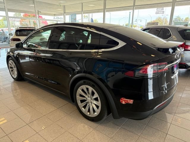 Used 2016 Tesla Model X 90D AWD/4WD image 7