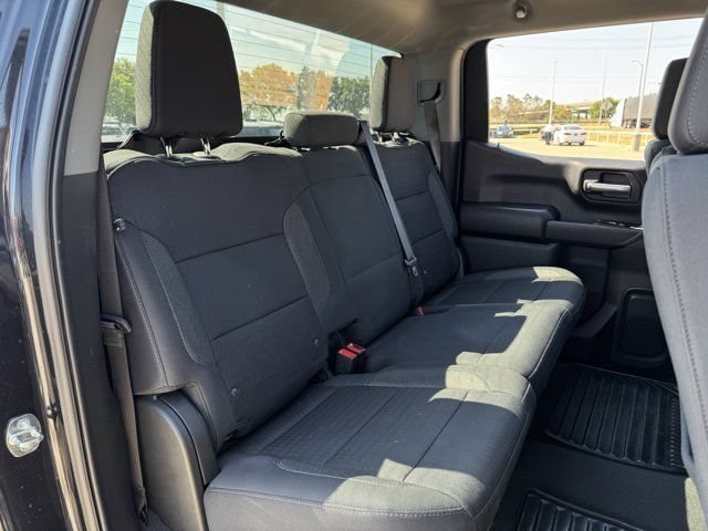 Used 2023 Chevrolet Silverado 1500 Custom AWD/4WD image 27