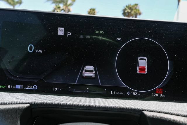 Used 2024 Kia EV6 Light RWD image 30