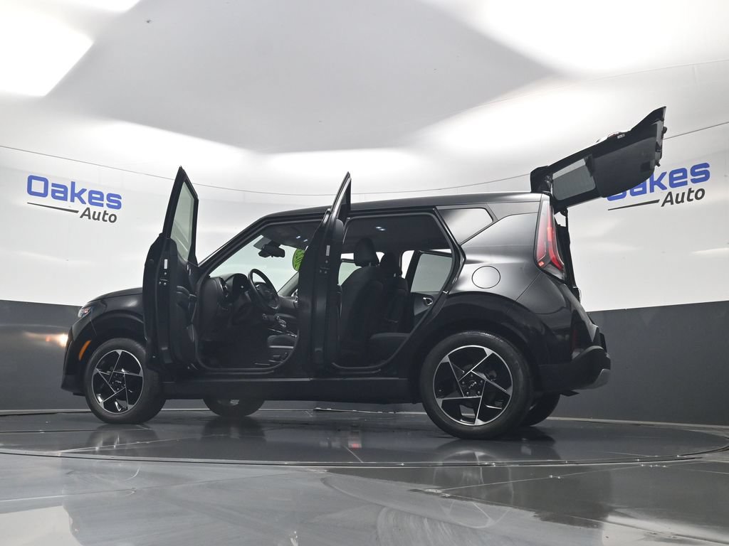 Certified 2023 Kia Soul EX FWD image 59