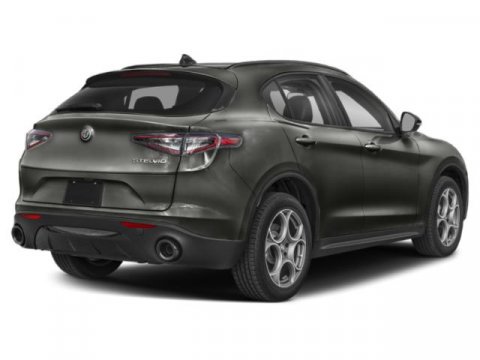 Used 2024 Alfa Romeo Stelvio Veloce image 5