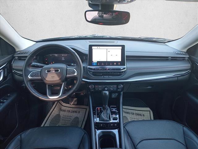 Used 2022 Jeep Compass Trailhawk w/ Trailhawk Elite Group image 13