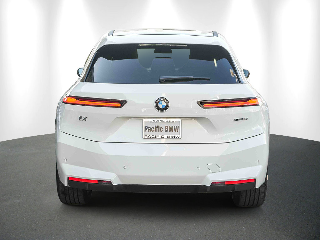 Used 2026 BMW iX xDrive60 AWD/4WD image 5
