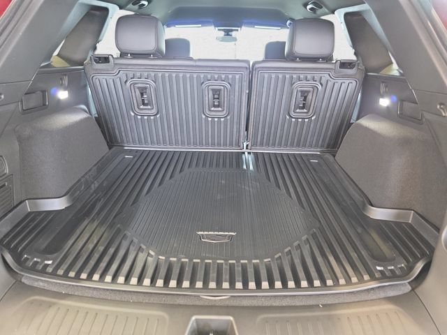 Used 2026 Cadillac XT5 Luxury w/ LPO, Floor Liner Package AWD/4WD image 12
