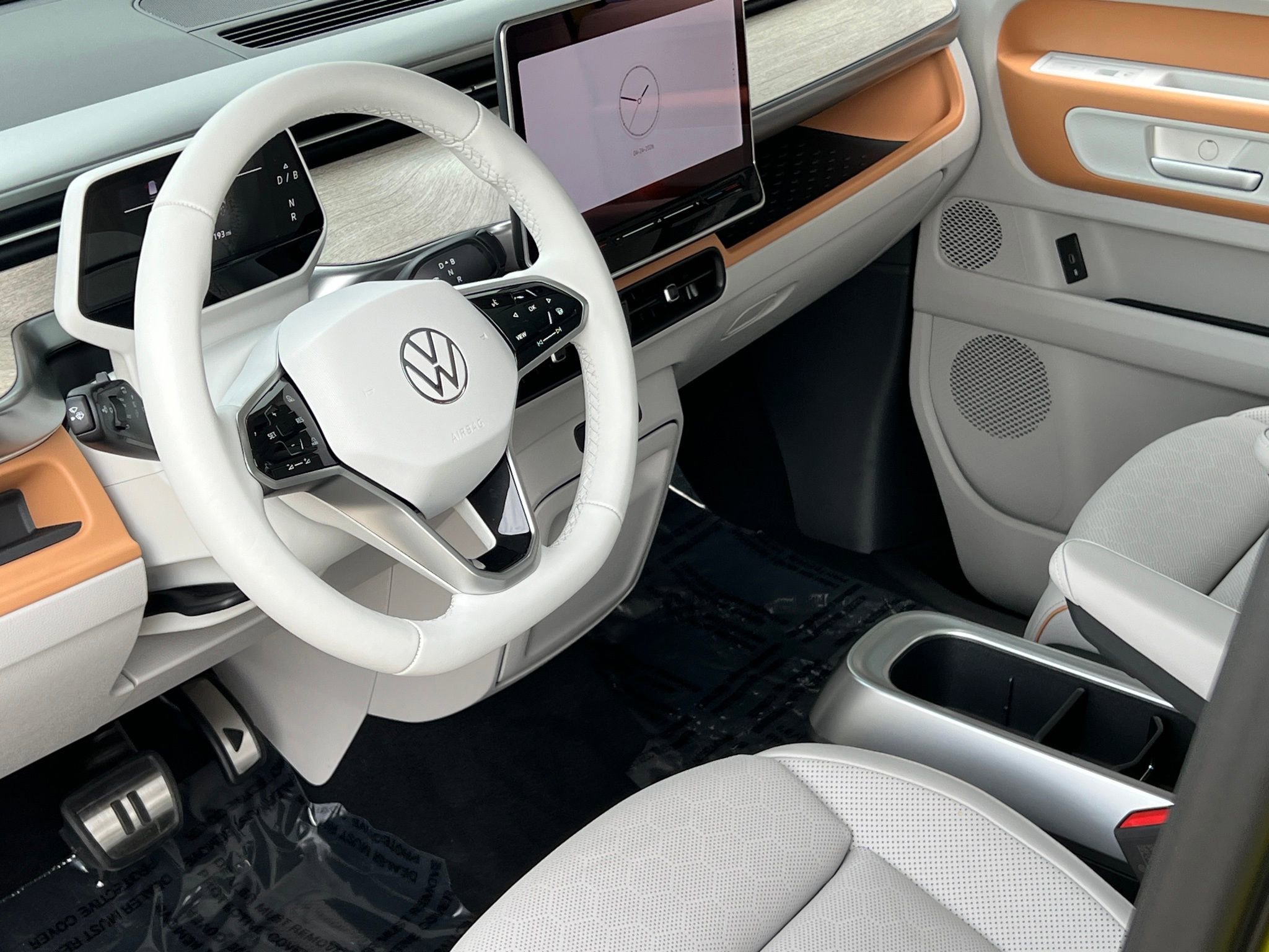 Used 2025 Volkswagen ID. Buzz 1st Edition AWD/4WD image 26