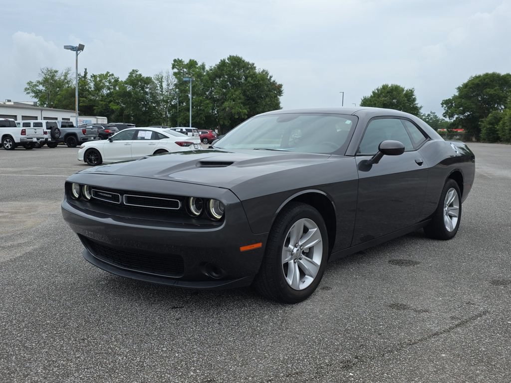 Used 2023 Dodge Challenger SXT RWD image 1