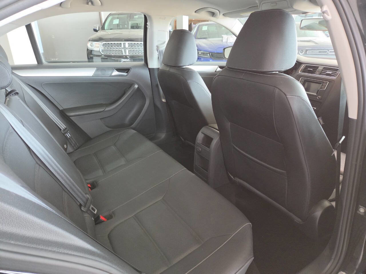 Used 2018 Volkswagen Jetta Wolfsburg Edition image 21