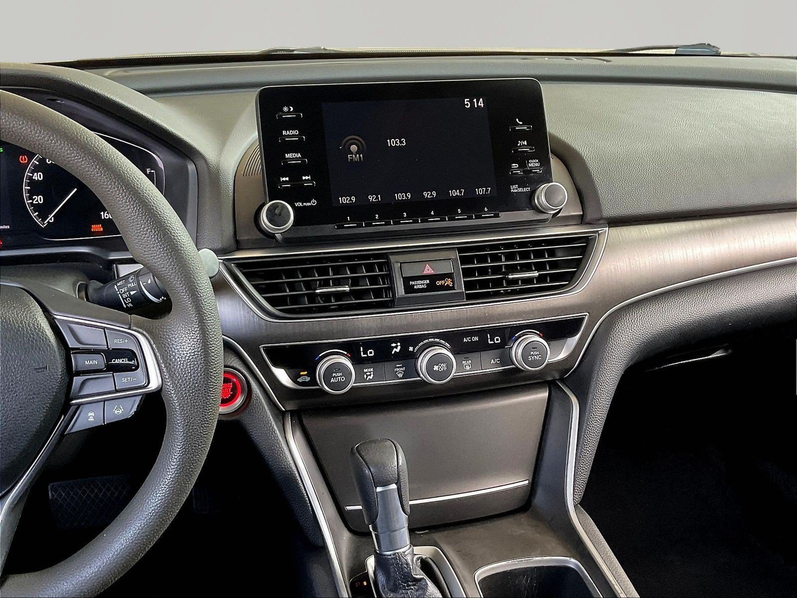 Used 2018 Honda Accord LX image 9