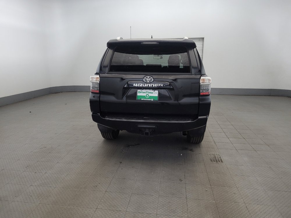 Used 2016 Toyota 4Runner SR5 AWD/4WD image 7