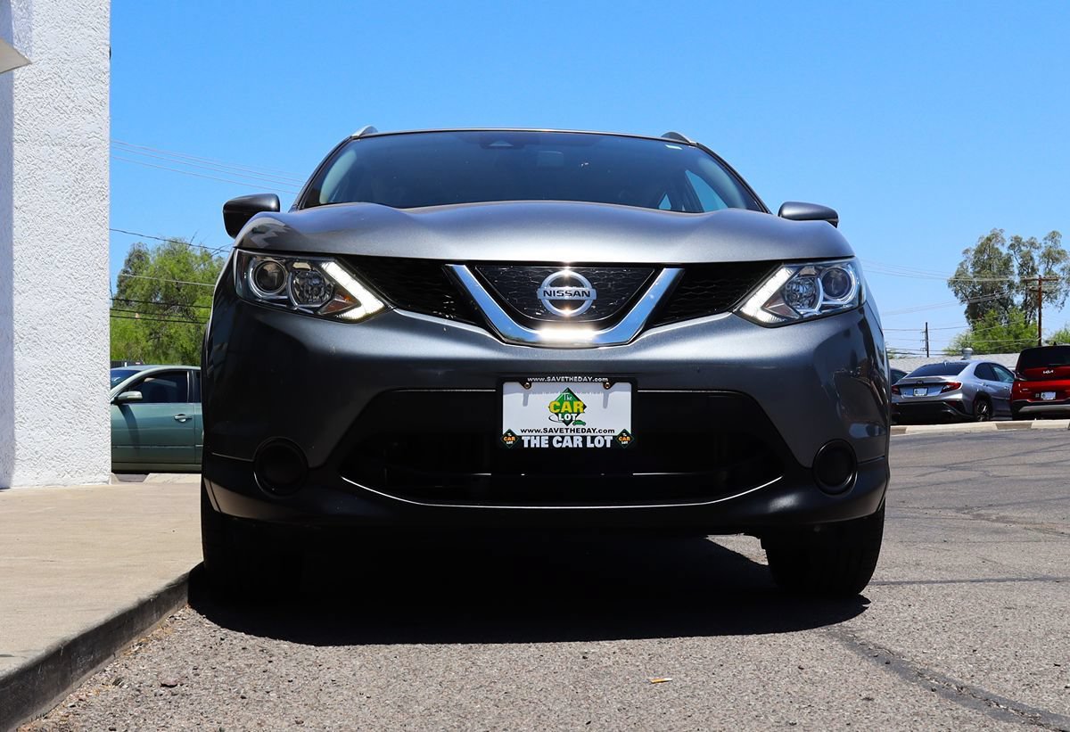 Used 2019 Nissan Rogue Sport SV FWD image 17