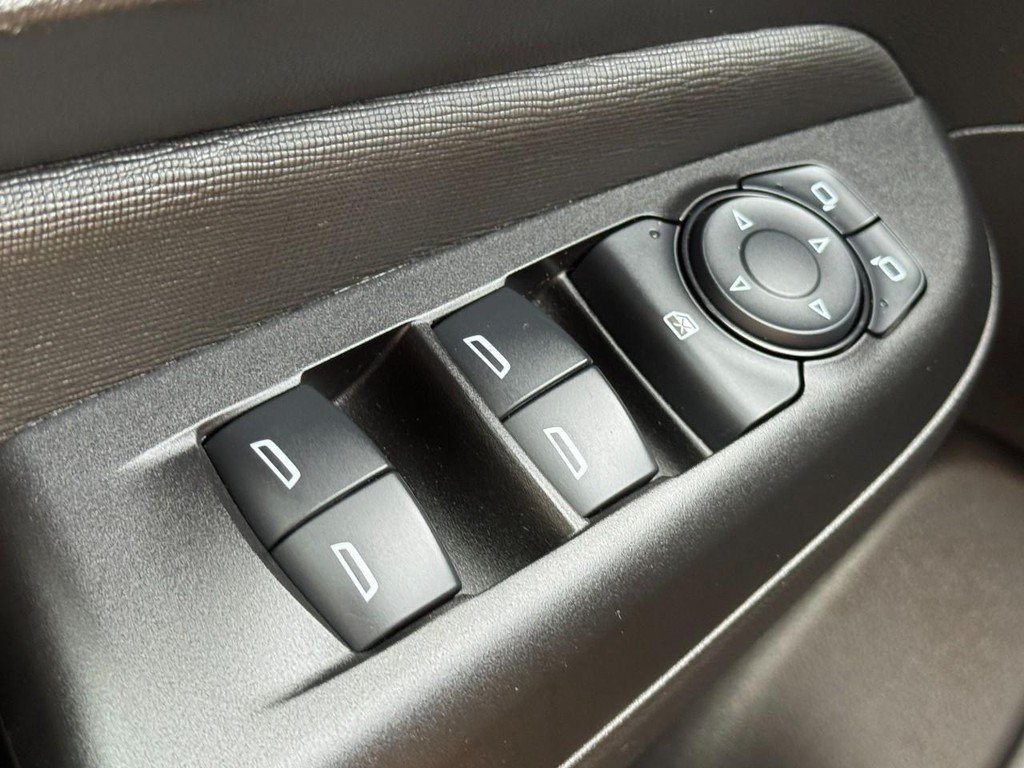 Used 2024 Buick Envista Preferred w/ Convenience I Package FWD image 24