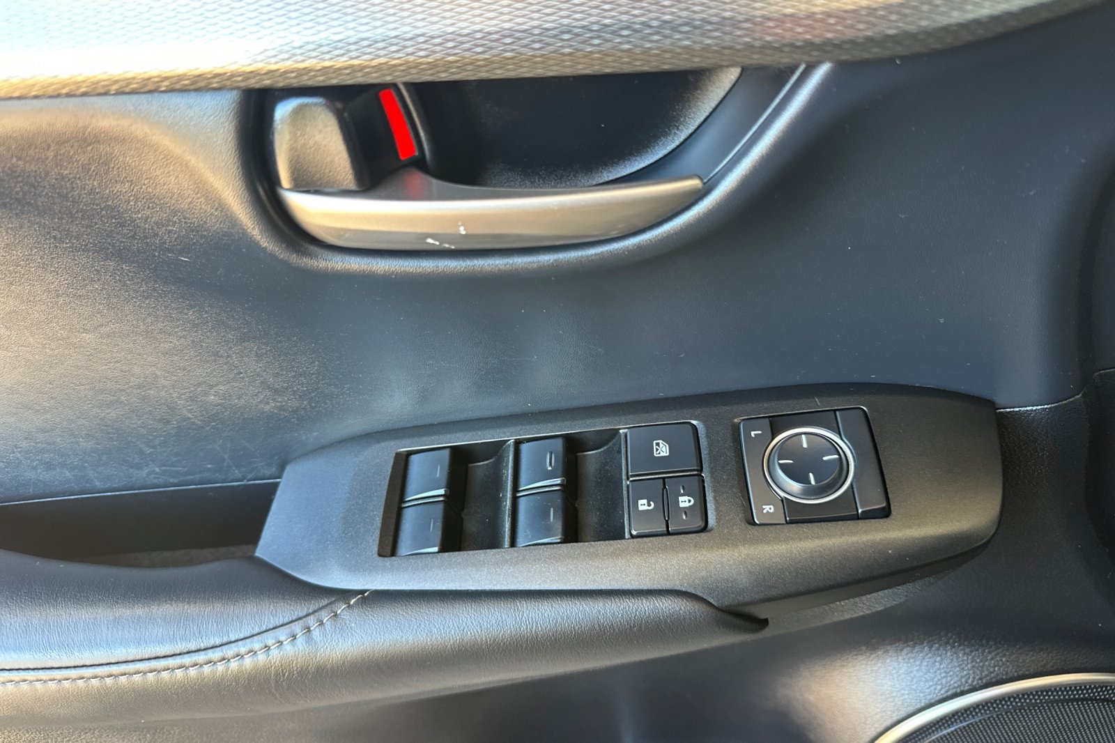 Used 2017 Lexus NX 200t F Sport w/ Accessory Package 2 FWD image 8