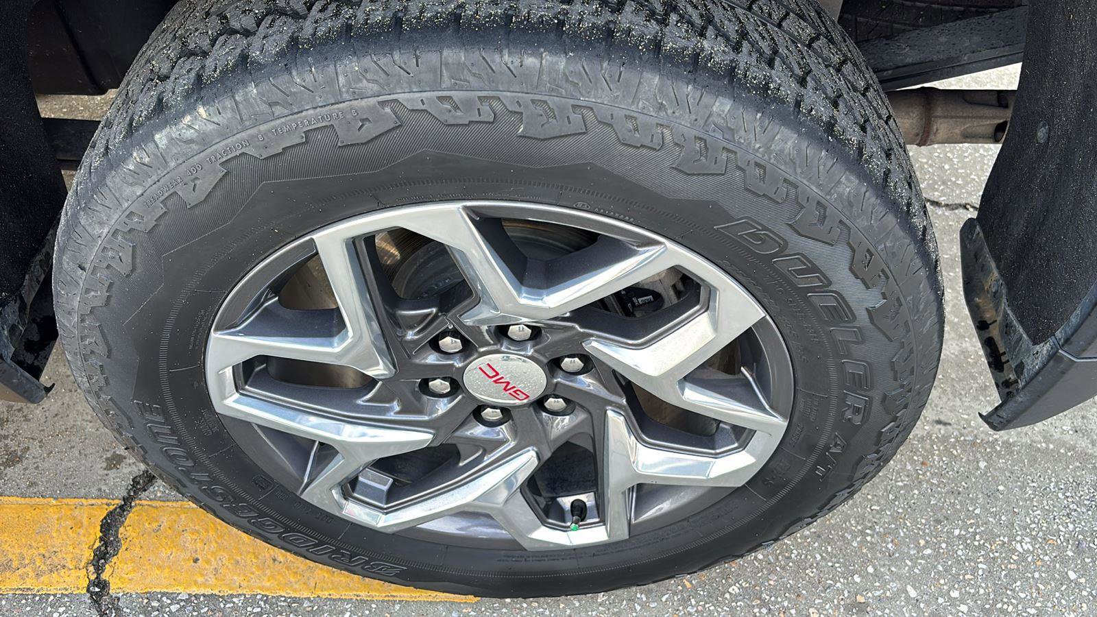 Certified 2023 GMC Sierra 1500 SLT w/ SLT Premium Package image 12