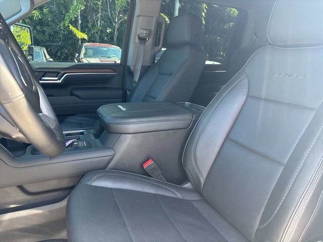 Used 2025 GMC Sierra 2500 Denali w/ Denali Reserve Package AWD/4WD image 2