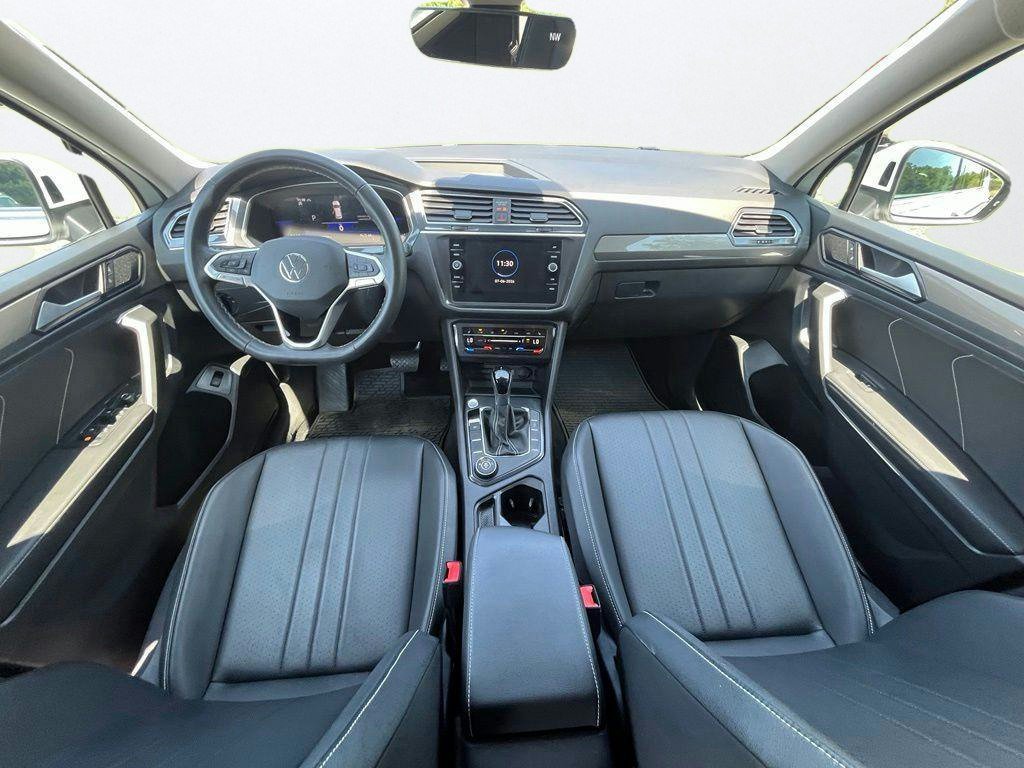 Certified 2024 Volkswagen Tiguan SE AWD/4WD image 13