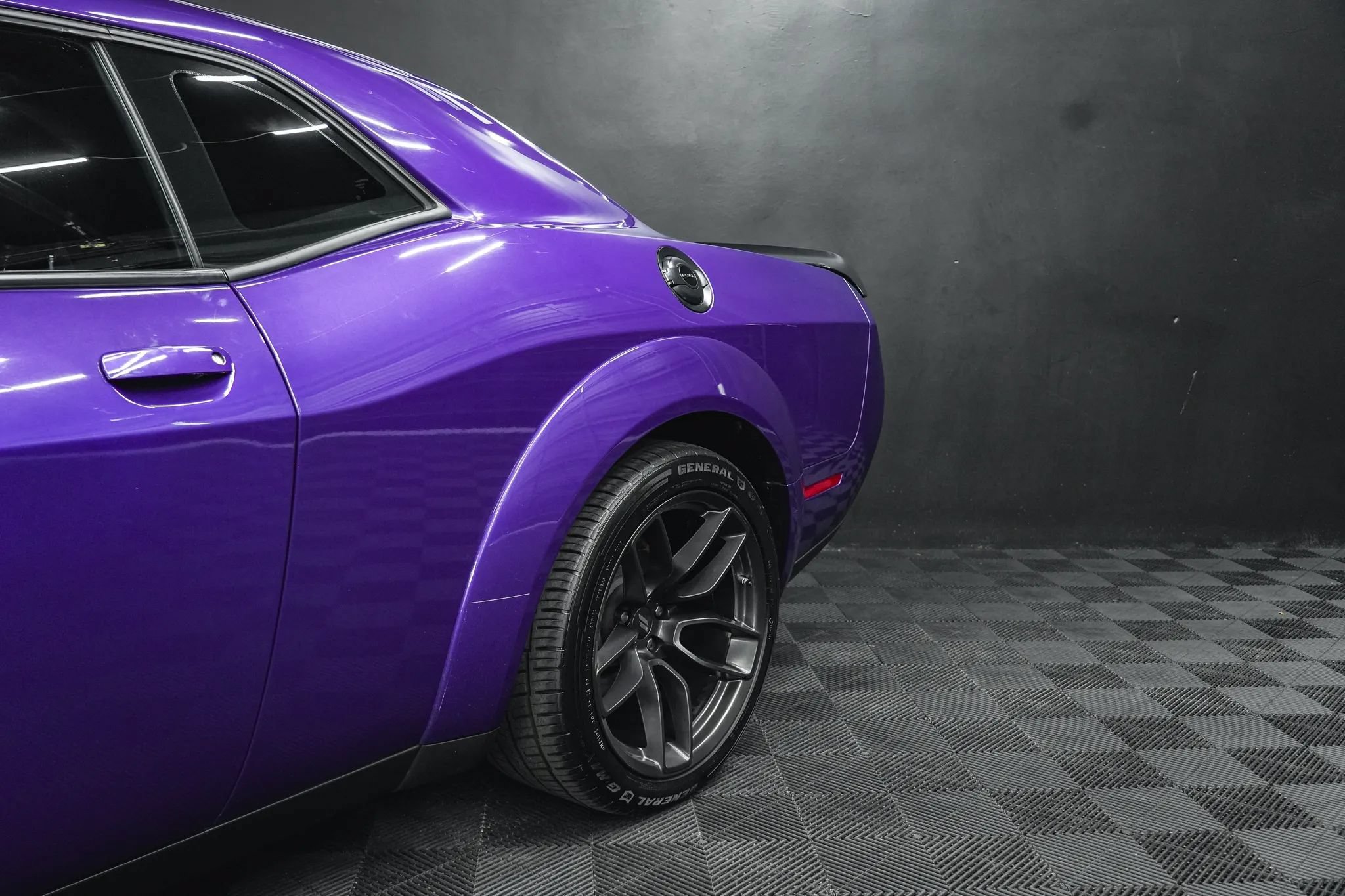 Used 2019 Dodge Challenger R/T Scat Pack RWD image 8
