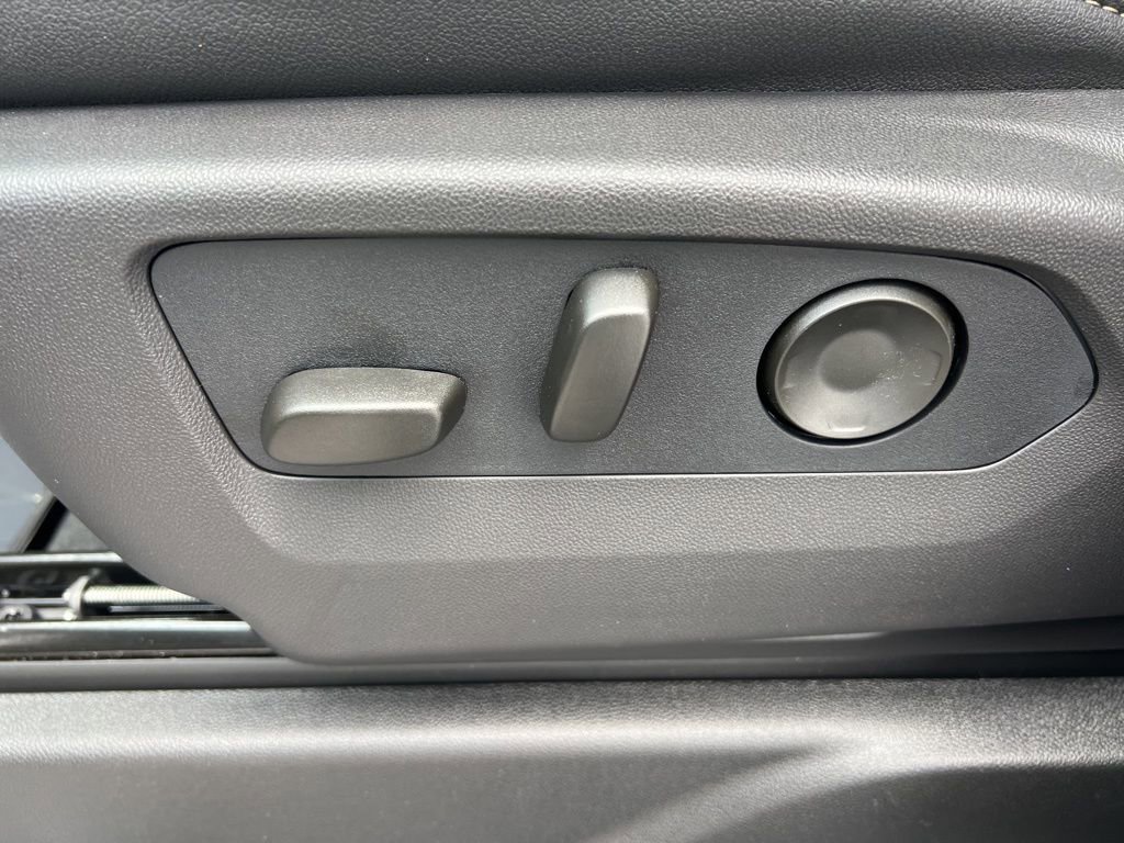 New 2026 Chevrolet Tahoe Premier image 15