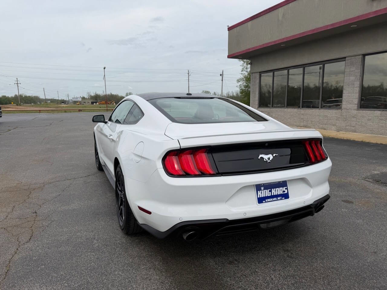 Used 2019 Ford Mustang Coupe w/ Equipment Group 101A RWD image 8