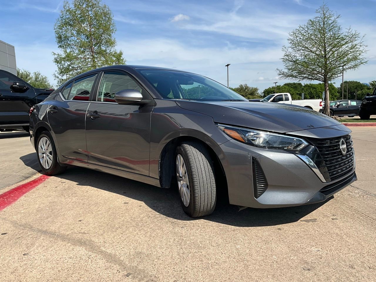 Used 2025 Nissan Sentra S image 4