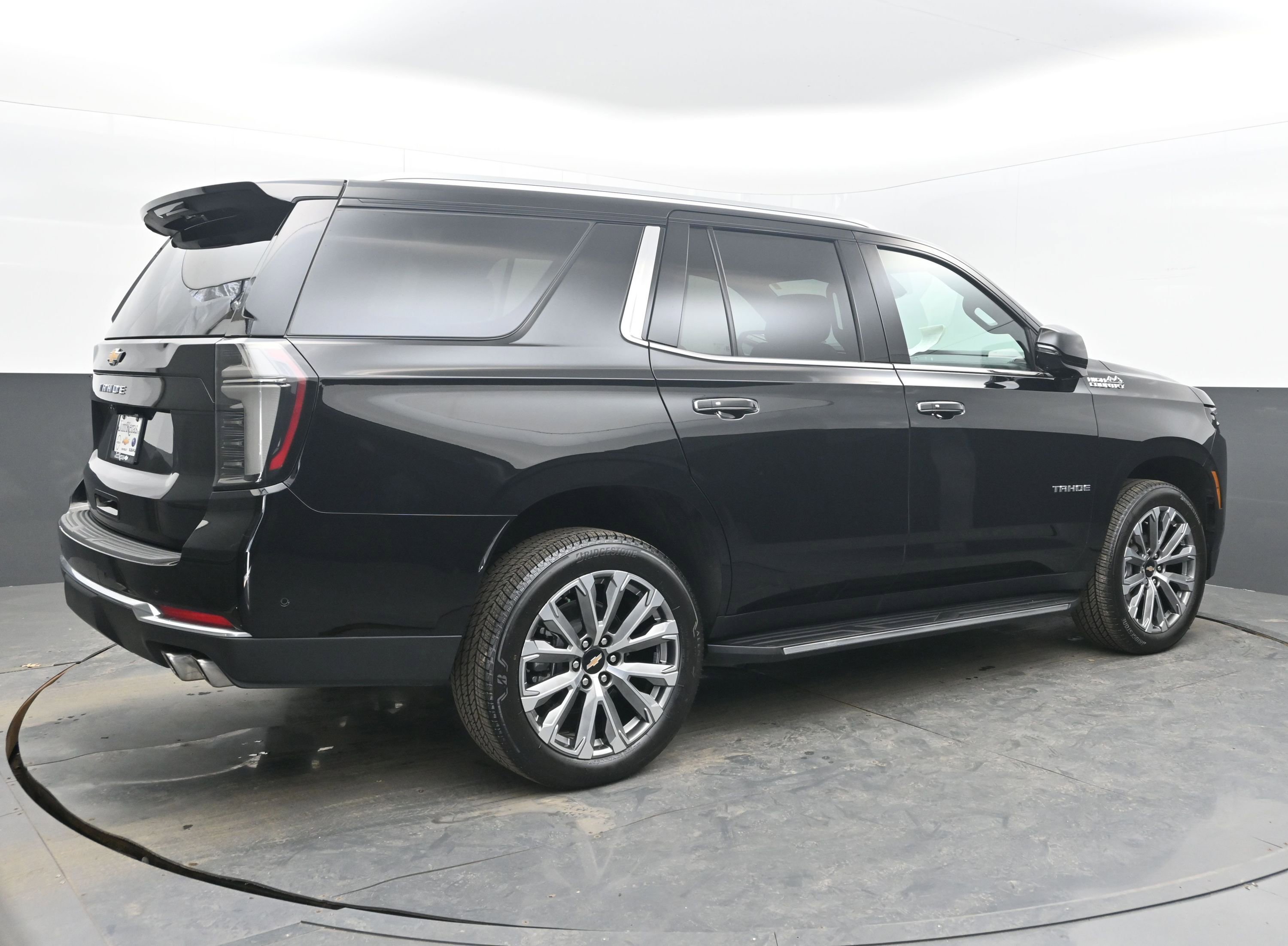Certified 2025 Chevrolet Tahoe High Country image 9