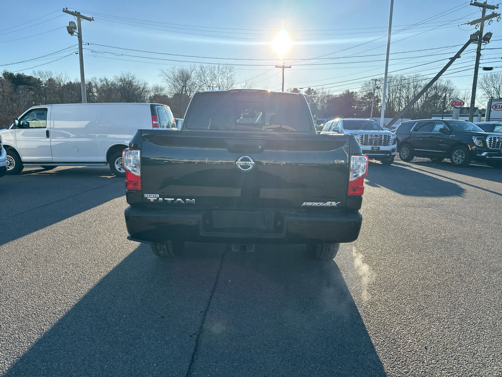 Used 2017 Nissan Titan PRO-4X image 6