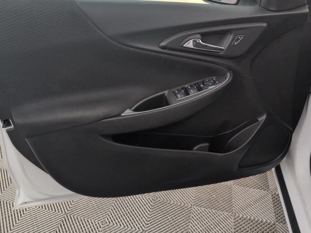 Used 2024 Chevrolet Malibu LT FWD image 17