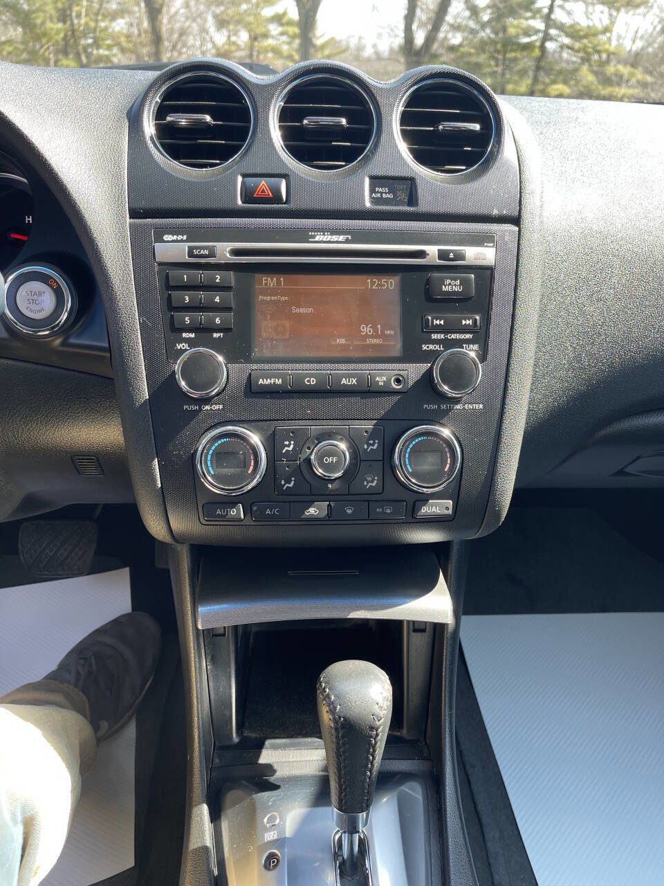 Used 2011 Nissan Altima 3.5 SR w/ 3.5SR Premium Pkg image 30