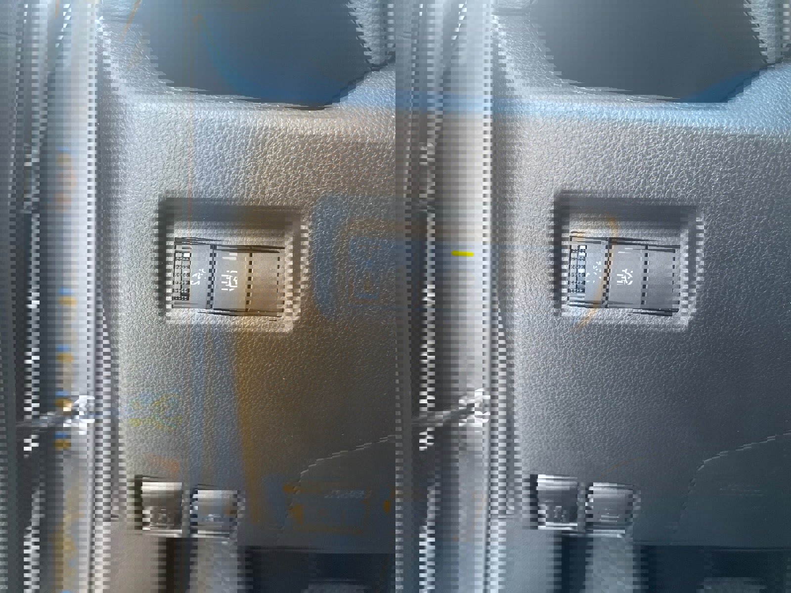 Used 2024 Toyota RAV4 LE image 16