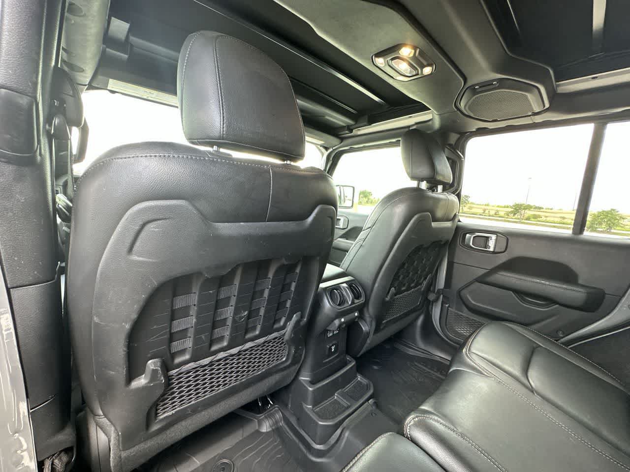 Used 2021 Jeep Wrangler Unlimited Rubicon w/ Trailer Tow Package AWD/4WD image 17