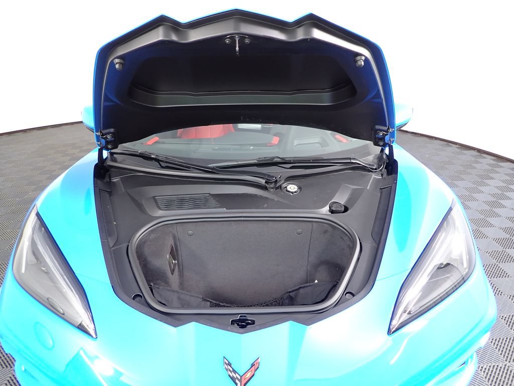 Used 2022 Chevrolet Corvette Stingray Premium Cpe w/ Z51 Performance Package RWD image 11