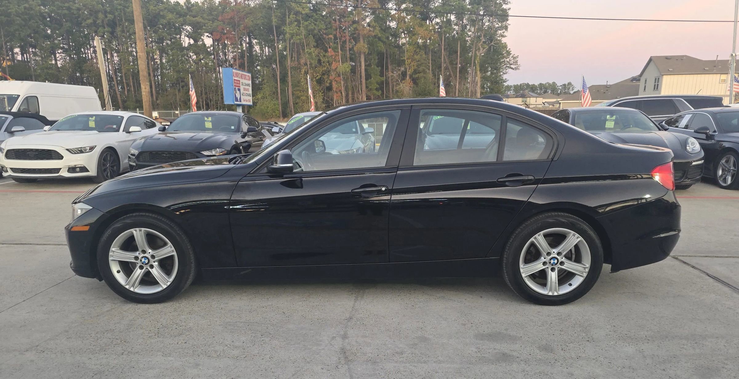 Used 2013 BMW 320i Sedan image 10