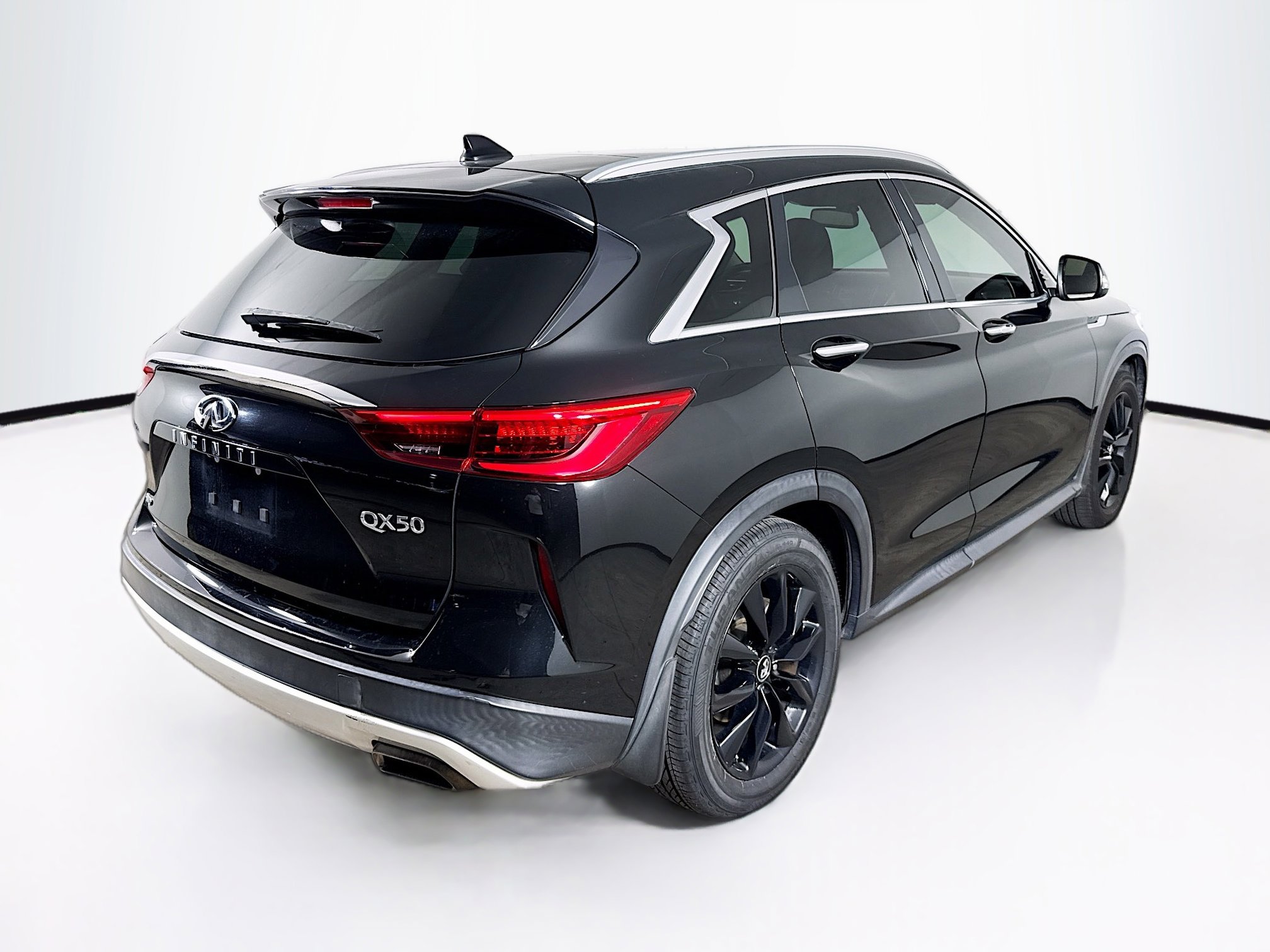 Used 2019 INFINITI QX50 Luxe image 32