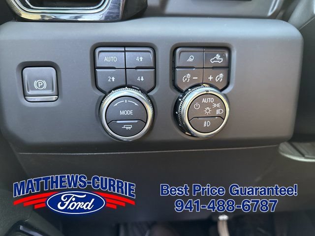 Used 2024 GMC Sierra 1500 AT4 w/ Technology Package AWD/4WD image 27