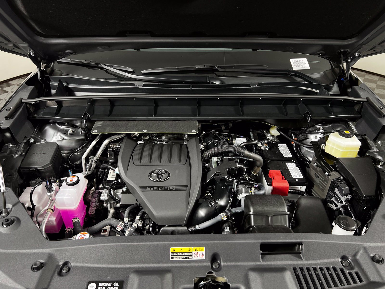 Used 2026 Toyota Highlander Limited AWD/4WD image 9