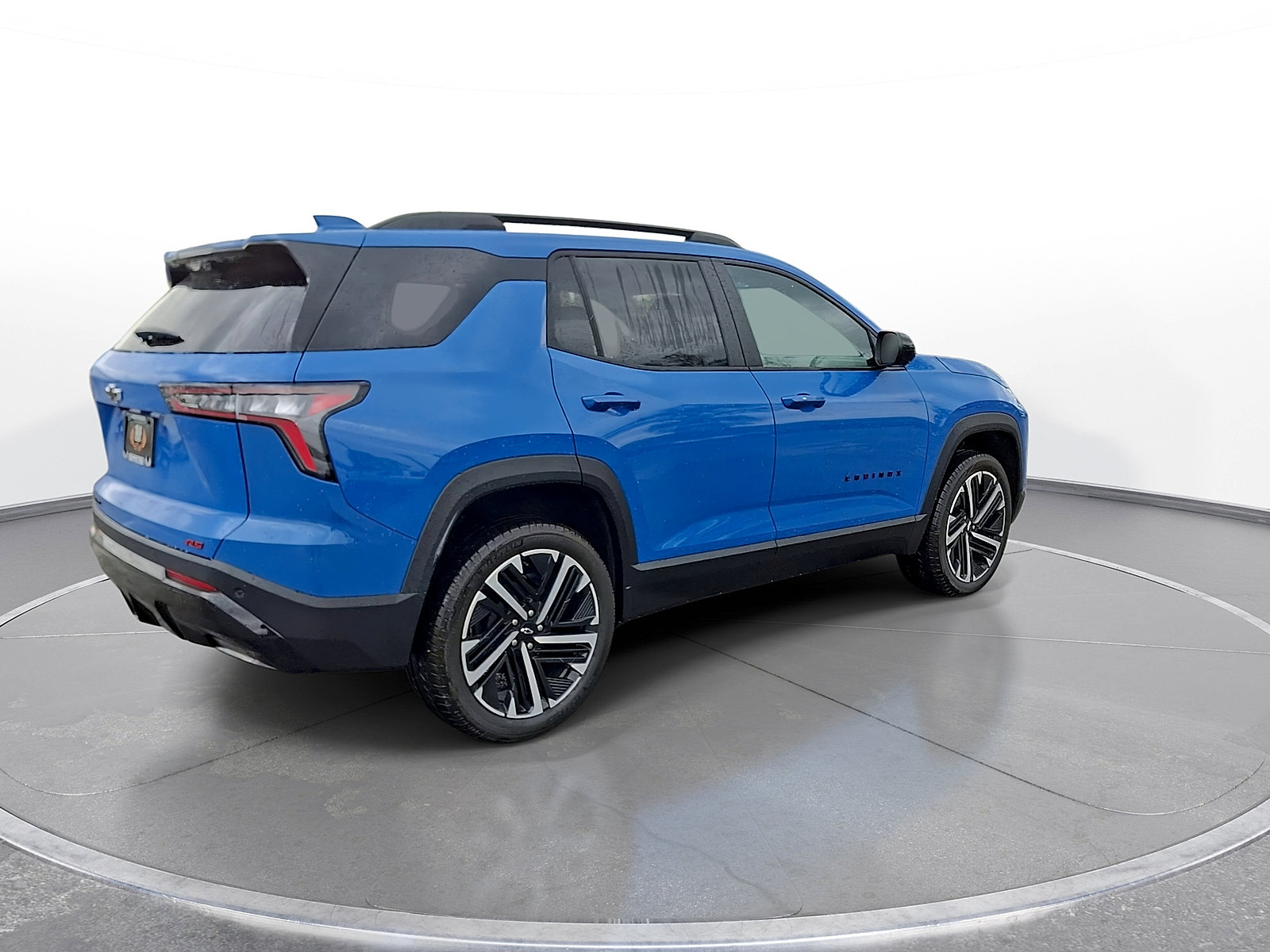 New 2026 Chevrolet Equinox RS w/ Safety and Technology Package AWD/4WD image 8