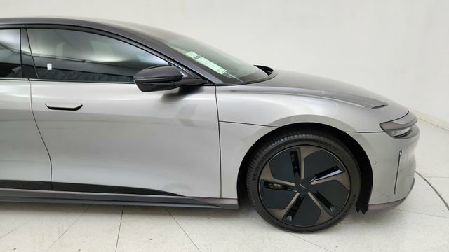 Used 2024 Lucid Air Touring image 7