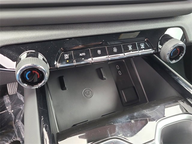 New 2026 Chevrolet Silverado EV LT w/ Plus Package image 32