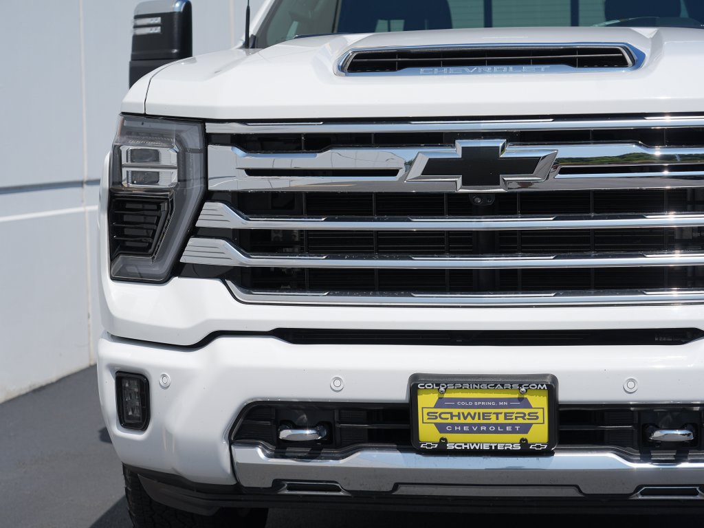 Certified 2024 Chevrolet Silverado 3500 High Country w/ LPO, Dark Essentials Package AWD/4WD image 10