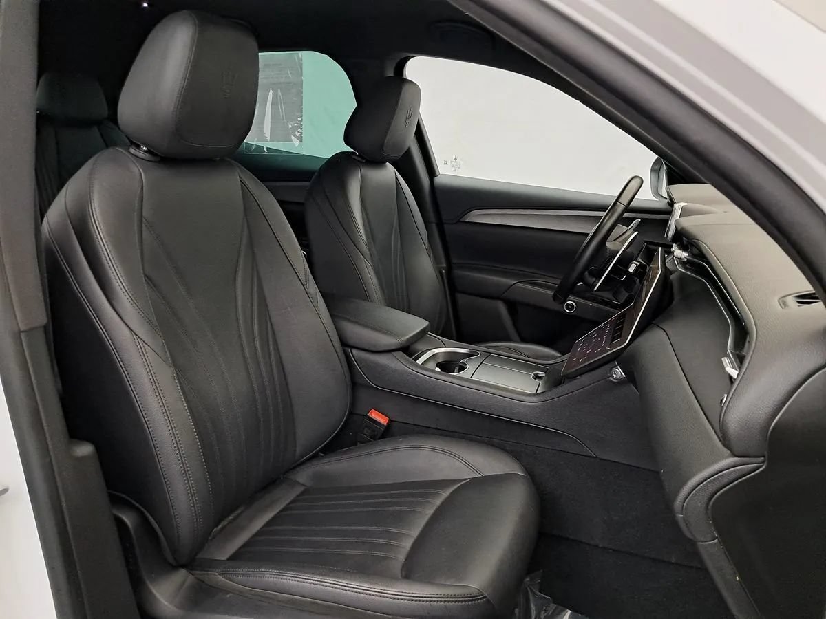 Used 2023 Maserati Grecale GT AWD/4WD image 47