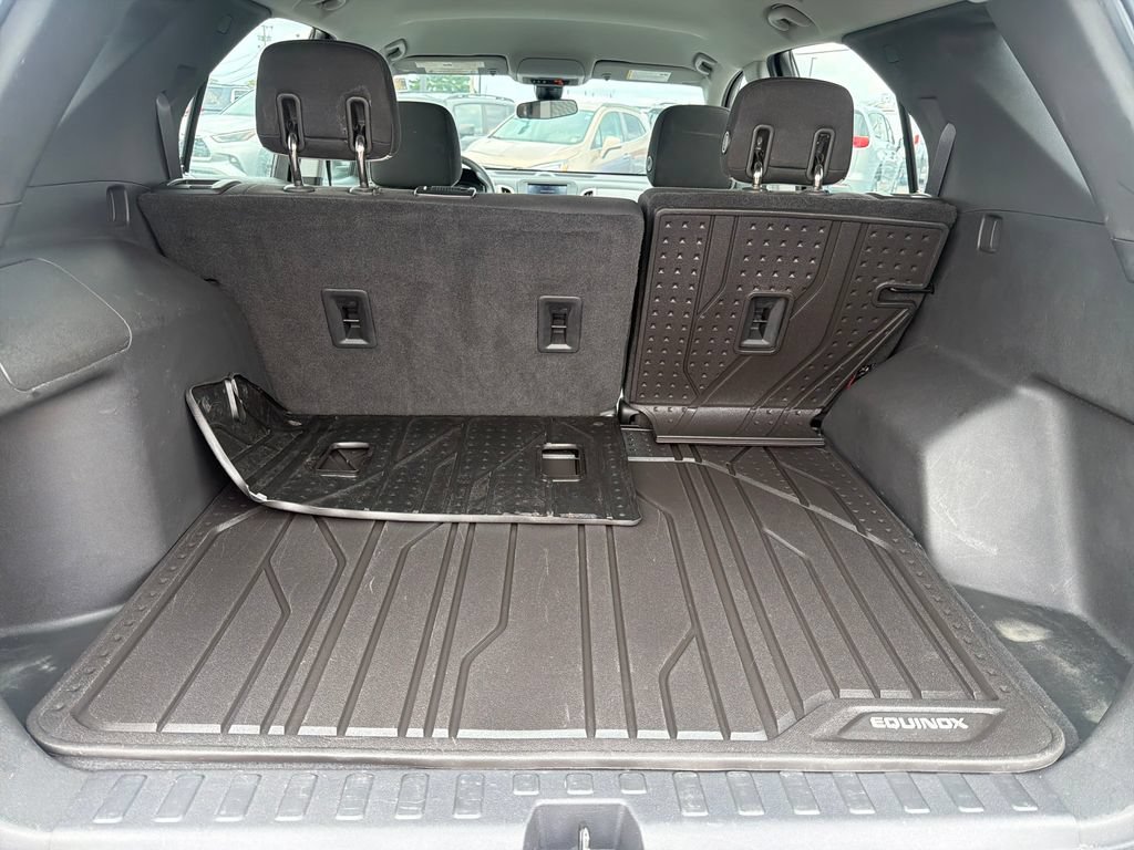 Used 2020 Chevrolet Equinox LS w/ LPO, Floor Liner Package FWD image 26