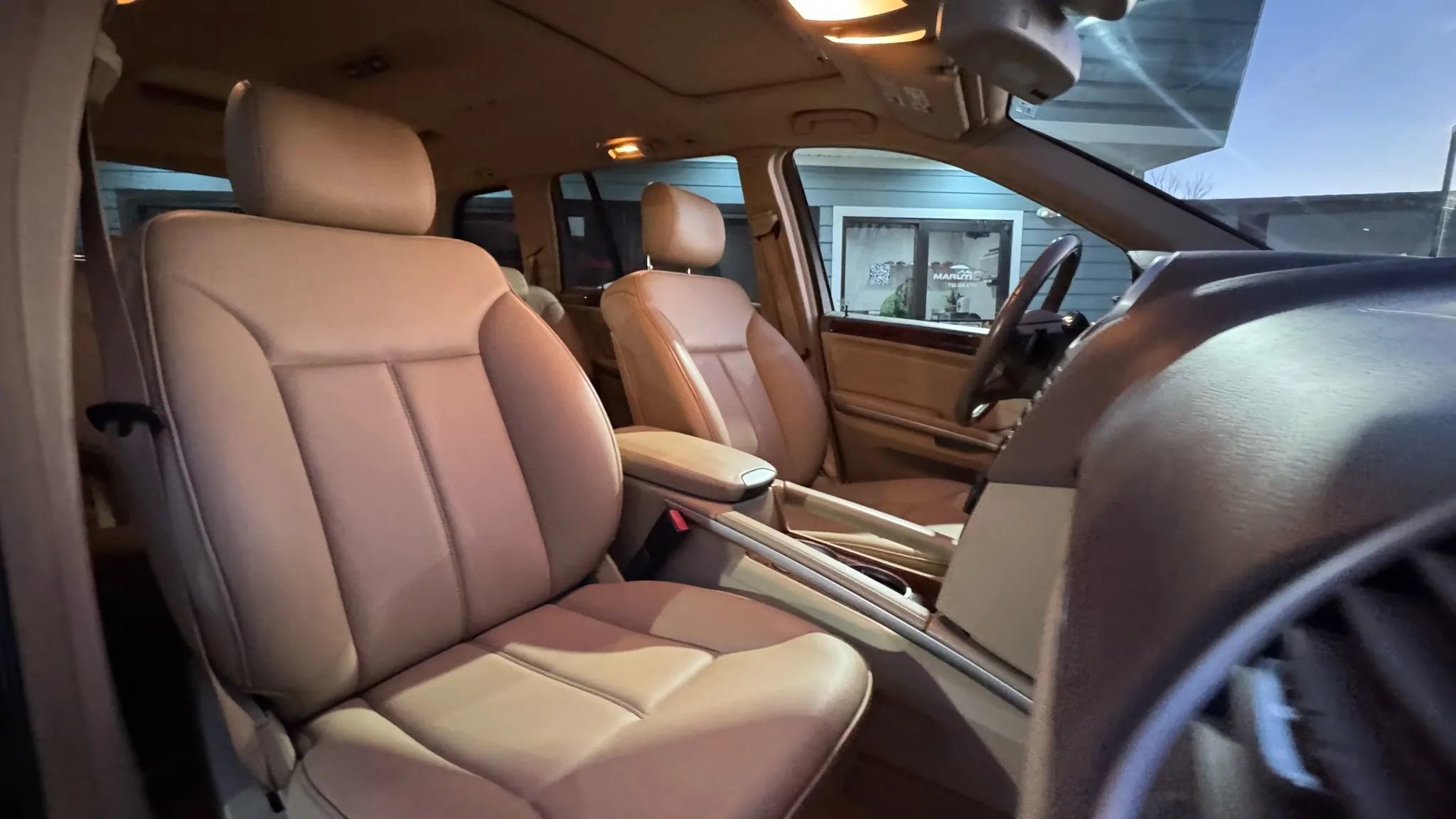 Used 2010 Mercedes-Benz GL 450 4MATIC image 33