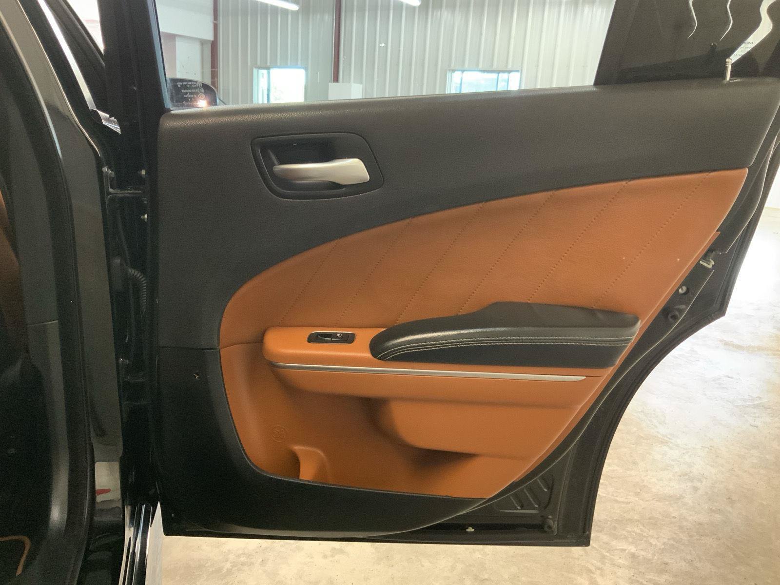 Used 2015 Dodge Charger SRT w/ Laguna Leather Package RWD image 27