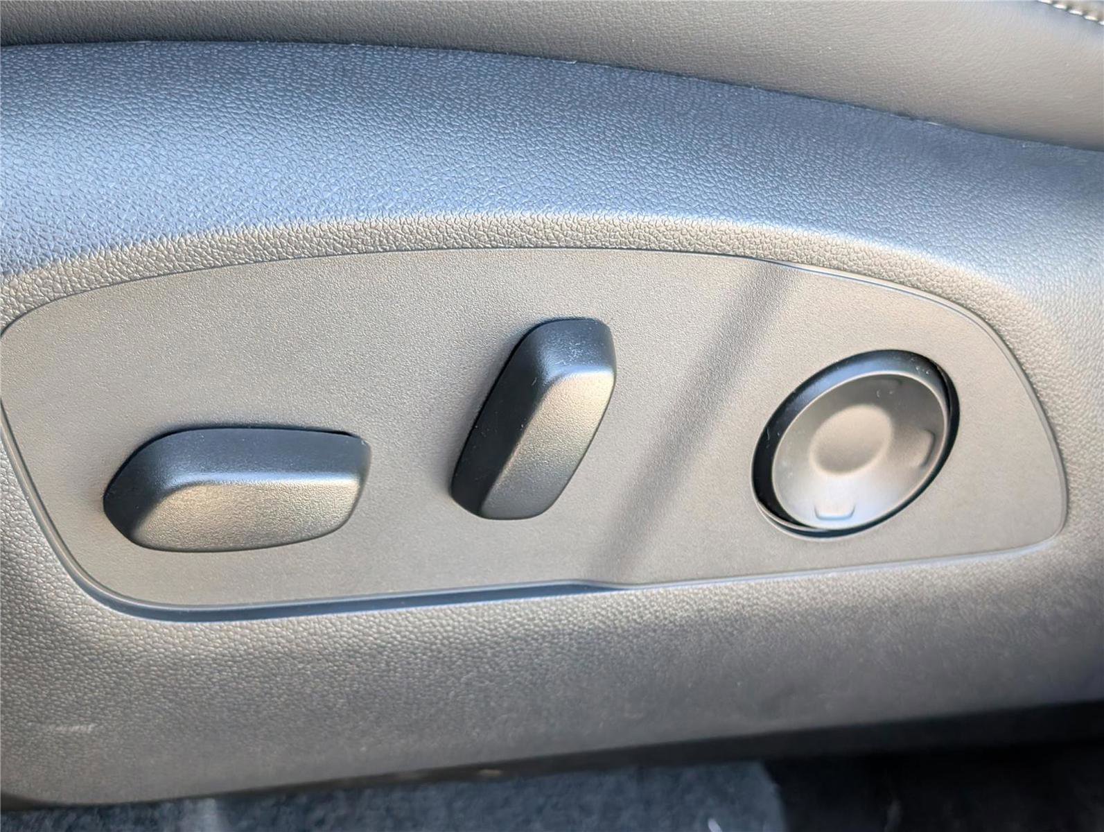 New 2026 Buick Enclave Sport Touring w/ Power Package image 20