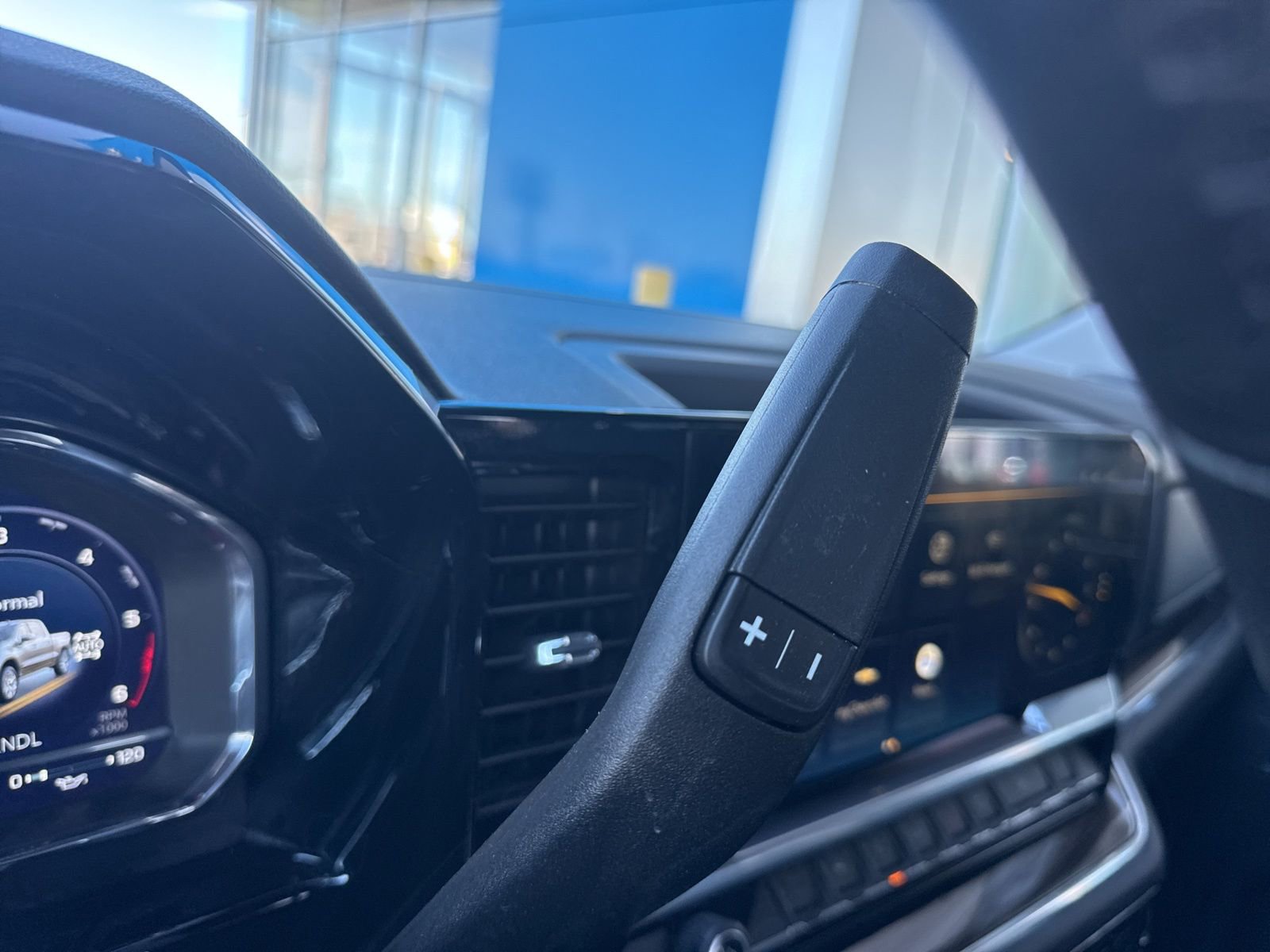 Used 2023 Chevrolet Silverado 1500 RST image 33