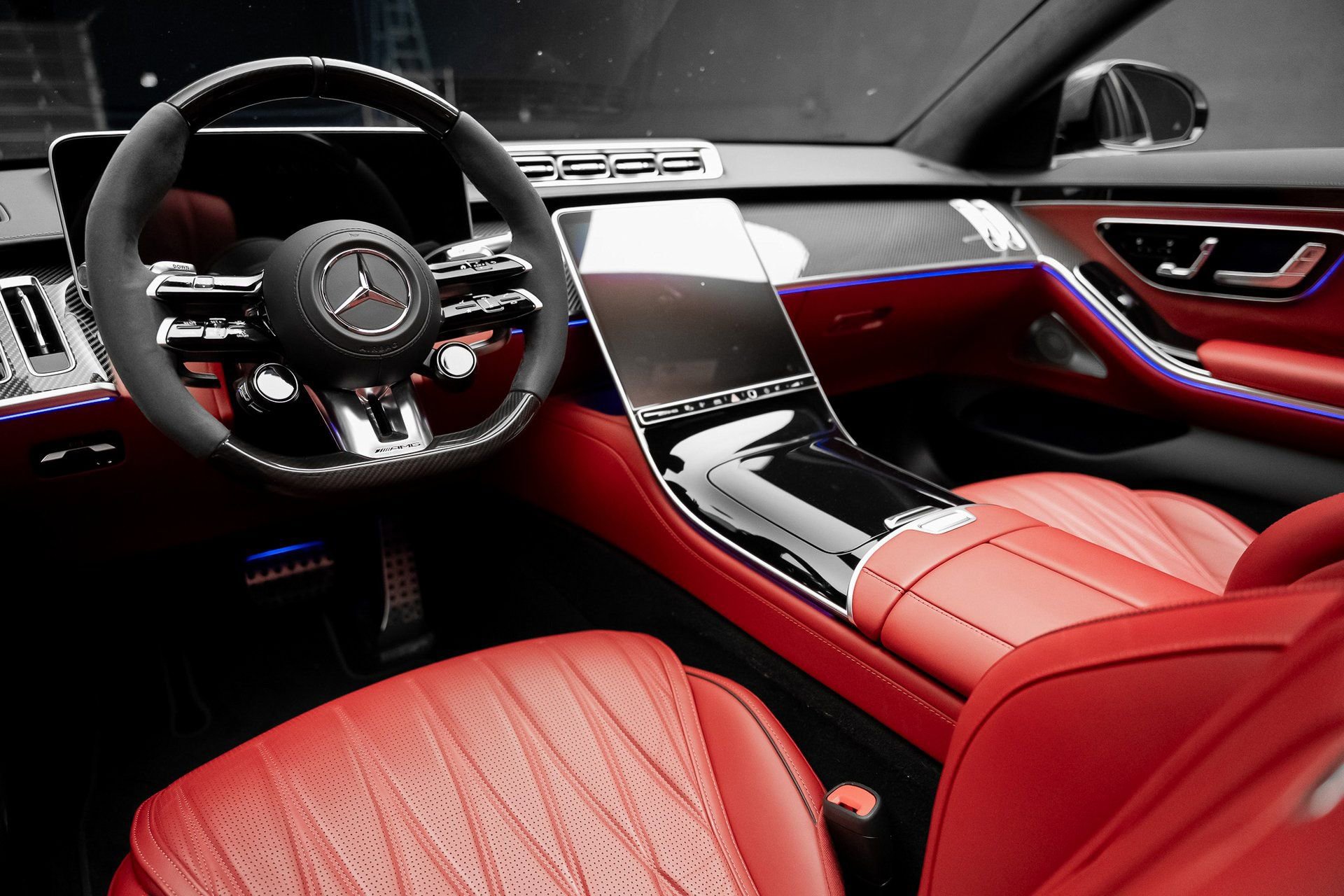 Used 2024 Mercedes-Benz S 63 AMG S image 2